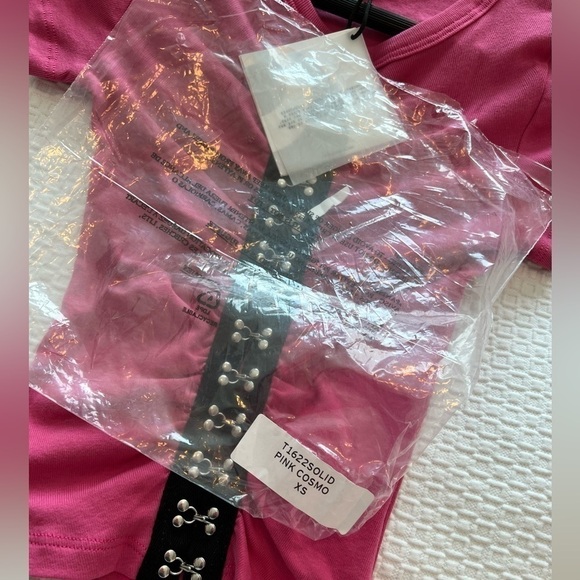 DAYDREAMER HOOK & EYE BABY TEE IN PINK COSMO - Picture 16 of 16